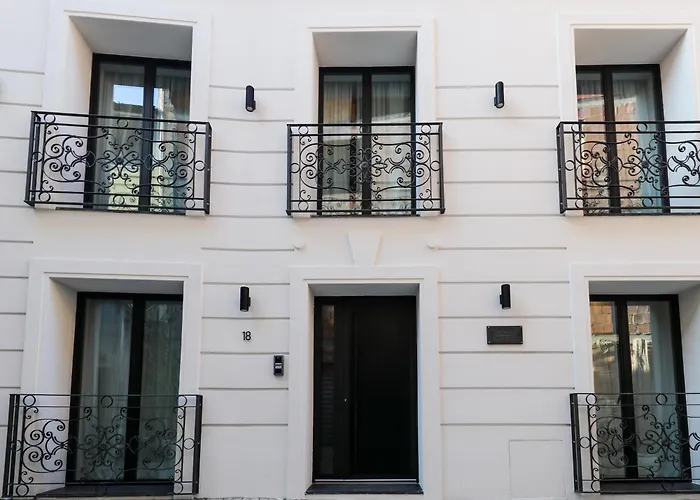 شقة Luxurious 1br Azulis Suite#1 In Historical Centre أولبيا