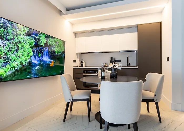 Luxurious 1br Azulis Suite#1 In Historical Centre أولبيا